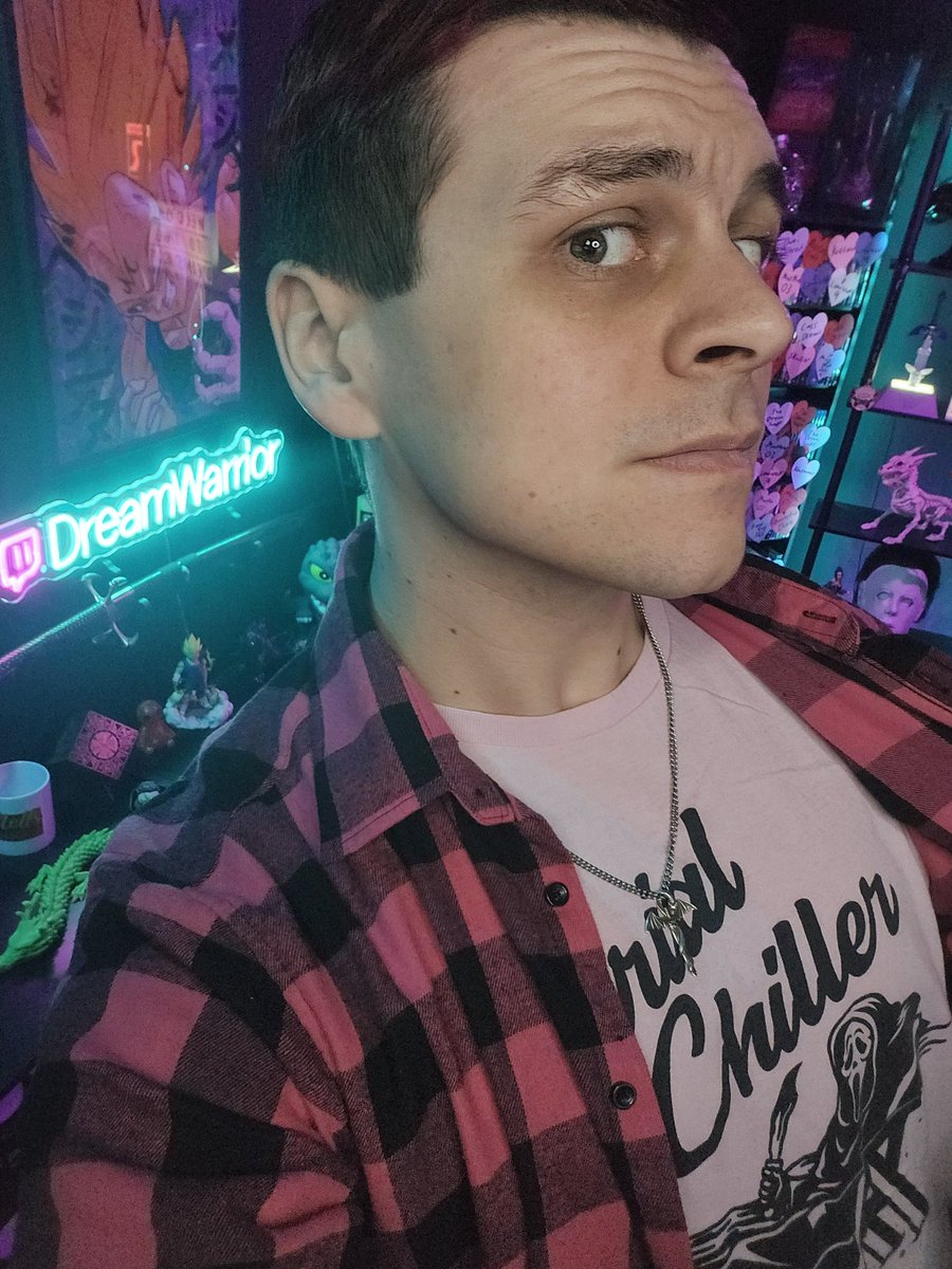 I OWN PINK?! Sponsored Segment, then HORROR GAMES?! WHAT?! 😱

🔴I'M LIVE!🔴
twitch.tv/dreamwarrior