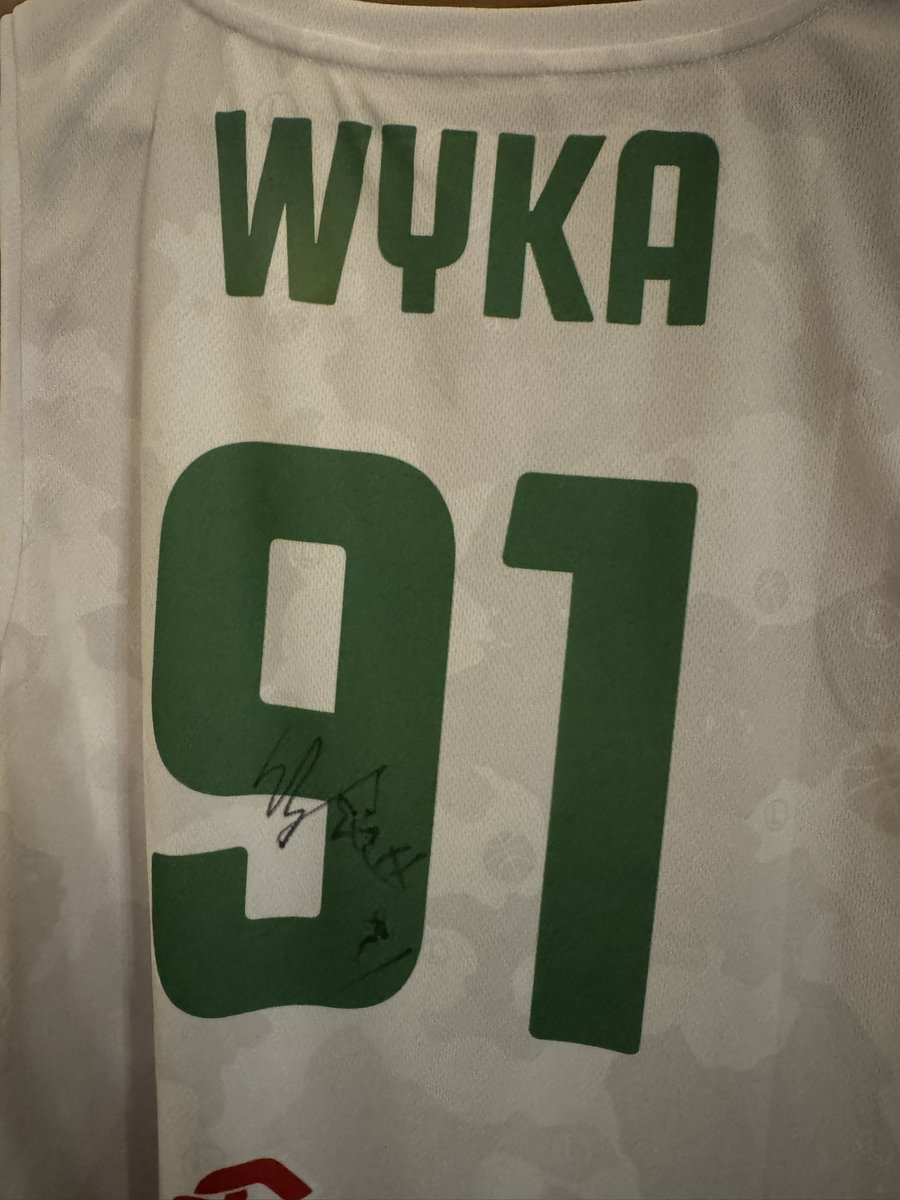 KubaZeSosnowca tweet media