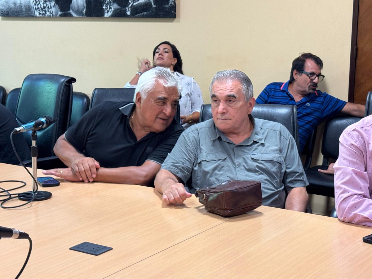 Juan Carlos Schmid tweet media