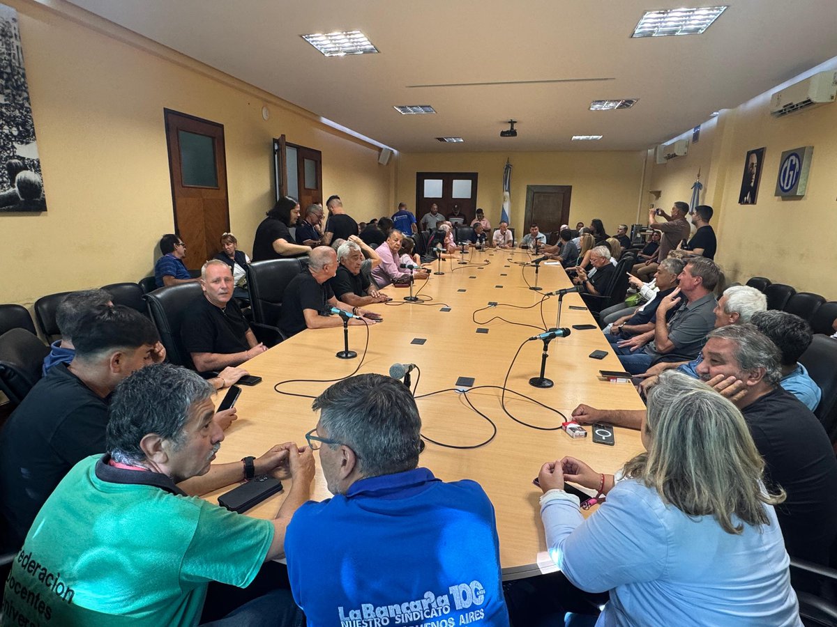 Juan Carlos Schmid tweet media