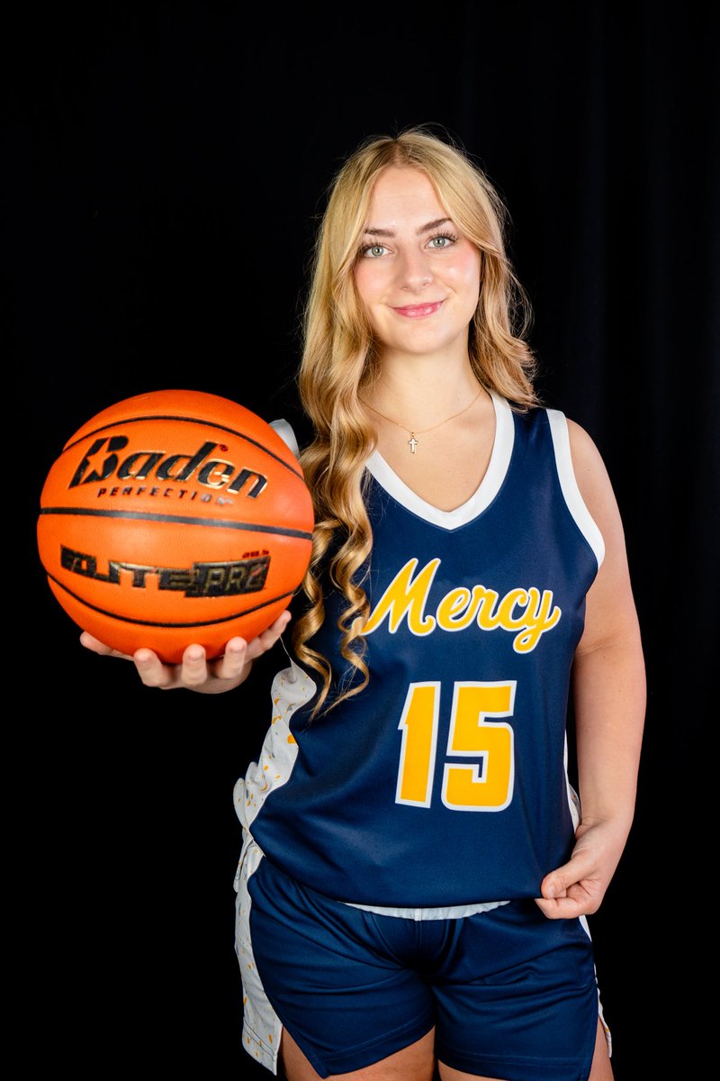 Mercy Monarchs Basketball tweet media