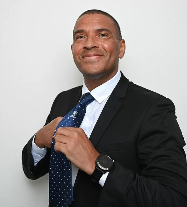 The Extreme Football Enthusiast tweet media