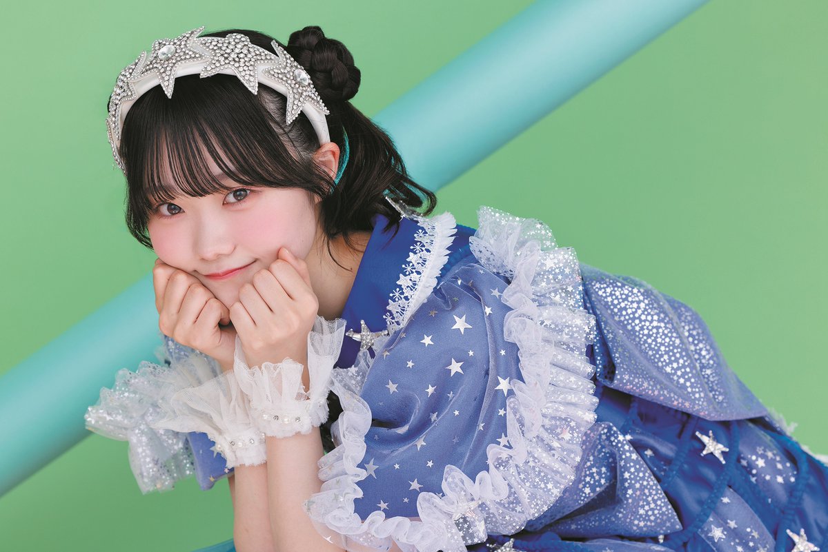 発売中! 「日経エンタテインメント! KAWAII LAB. Special」 全メンバー