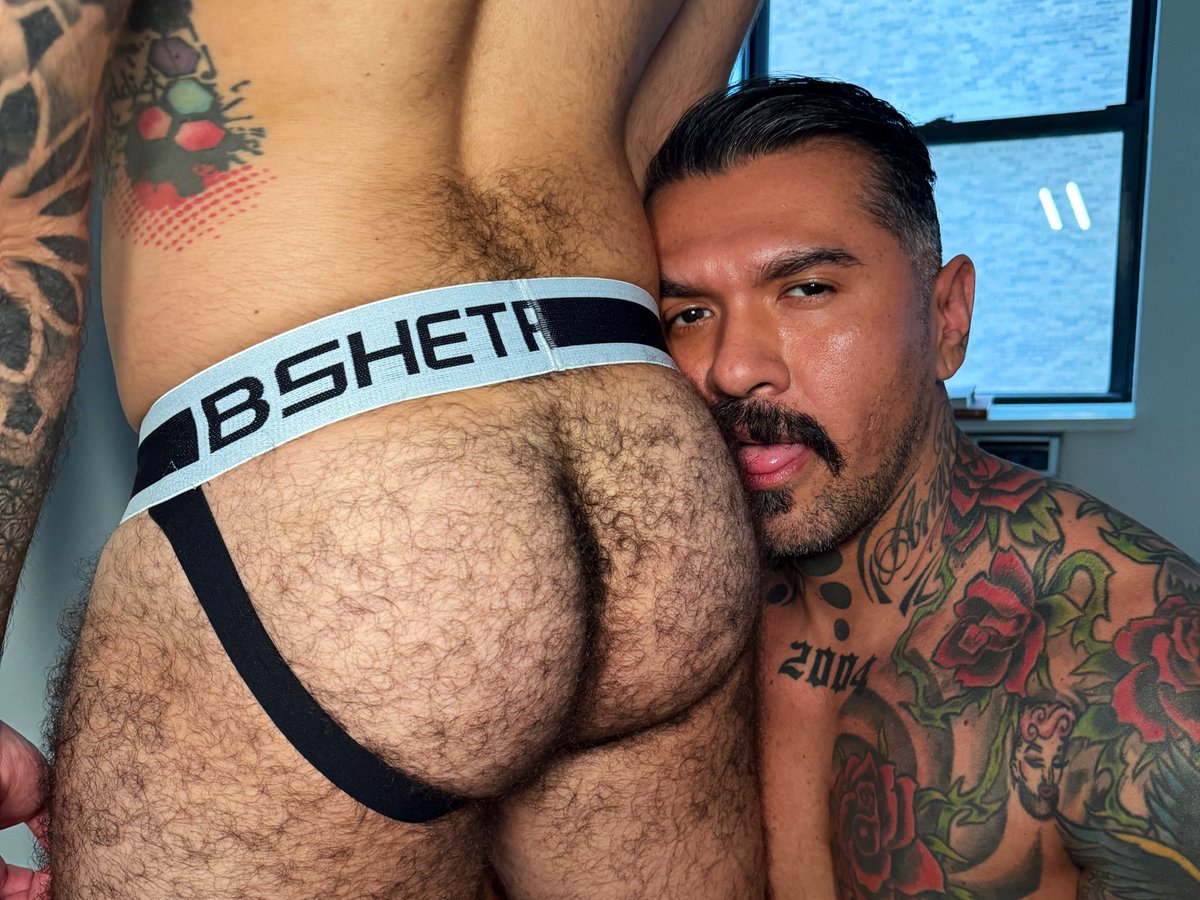 So gooooood <a href="/emiliocley13/">Zemir 🗽</a>  for <a href="/ForeskinMafia/">FORESKIN MAFIA dot COM</a> 

📸by <a href="/StephenHarteXXX/">Stephen Harte</a>