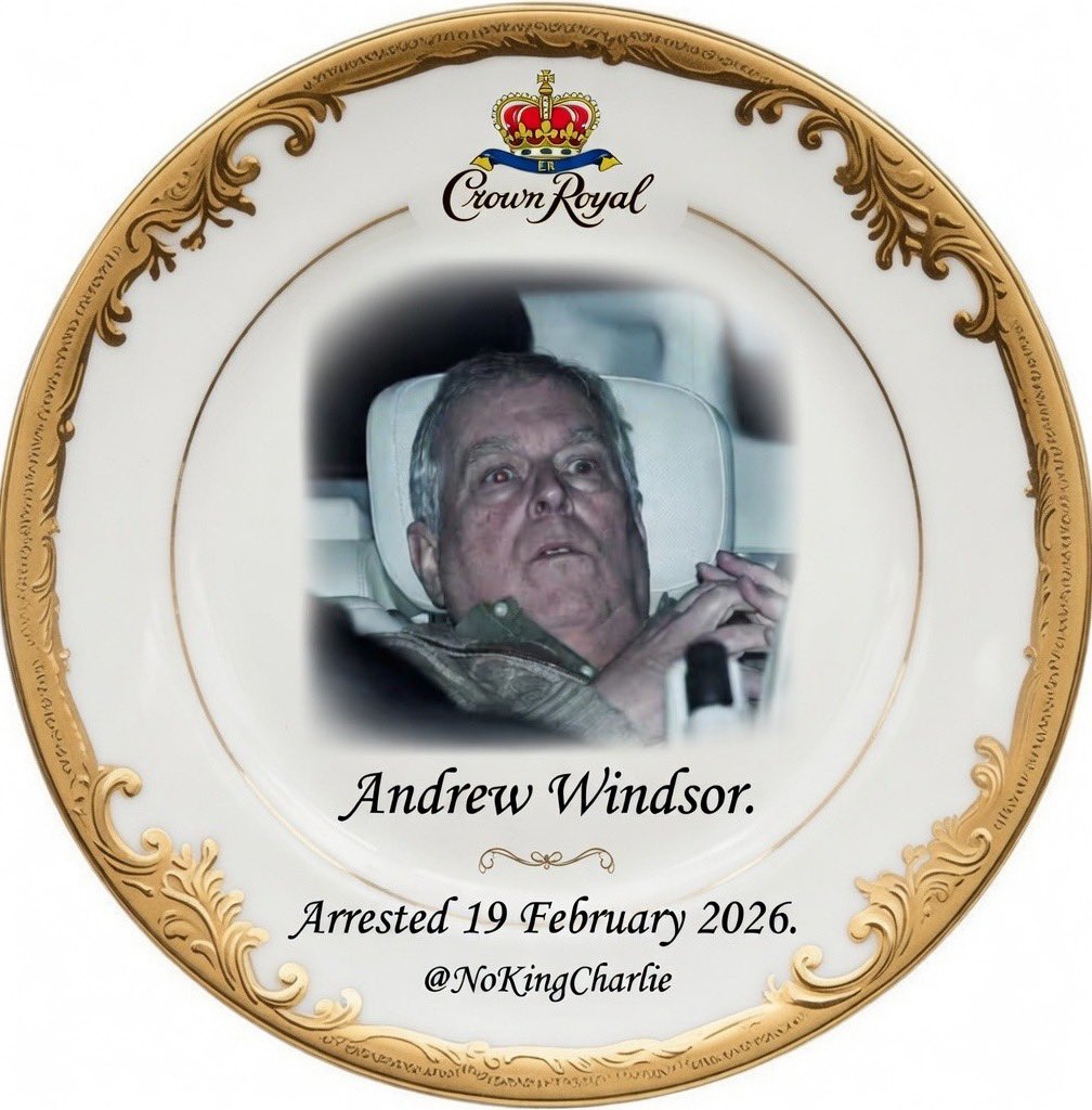 A lovely gift for Great Aunty Flo in Doncaster 

#AbolishTheMonarchy