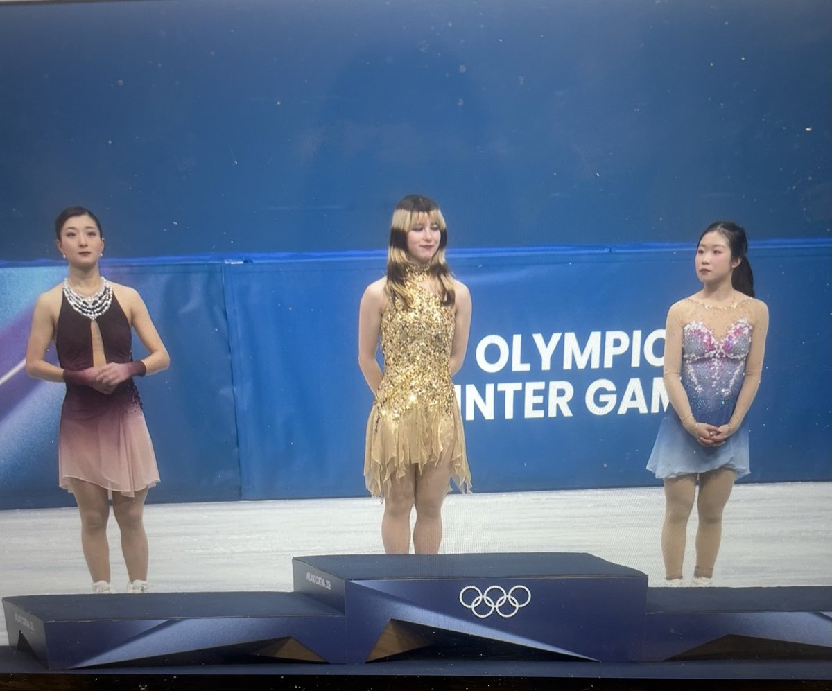 emma 💫 tweet media