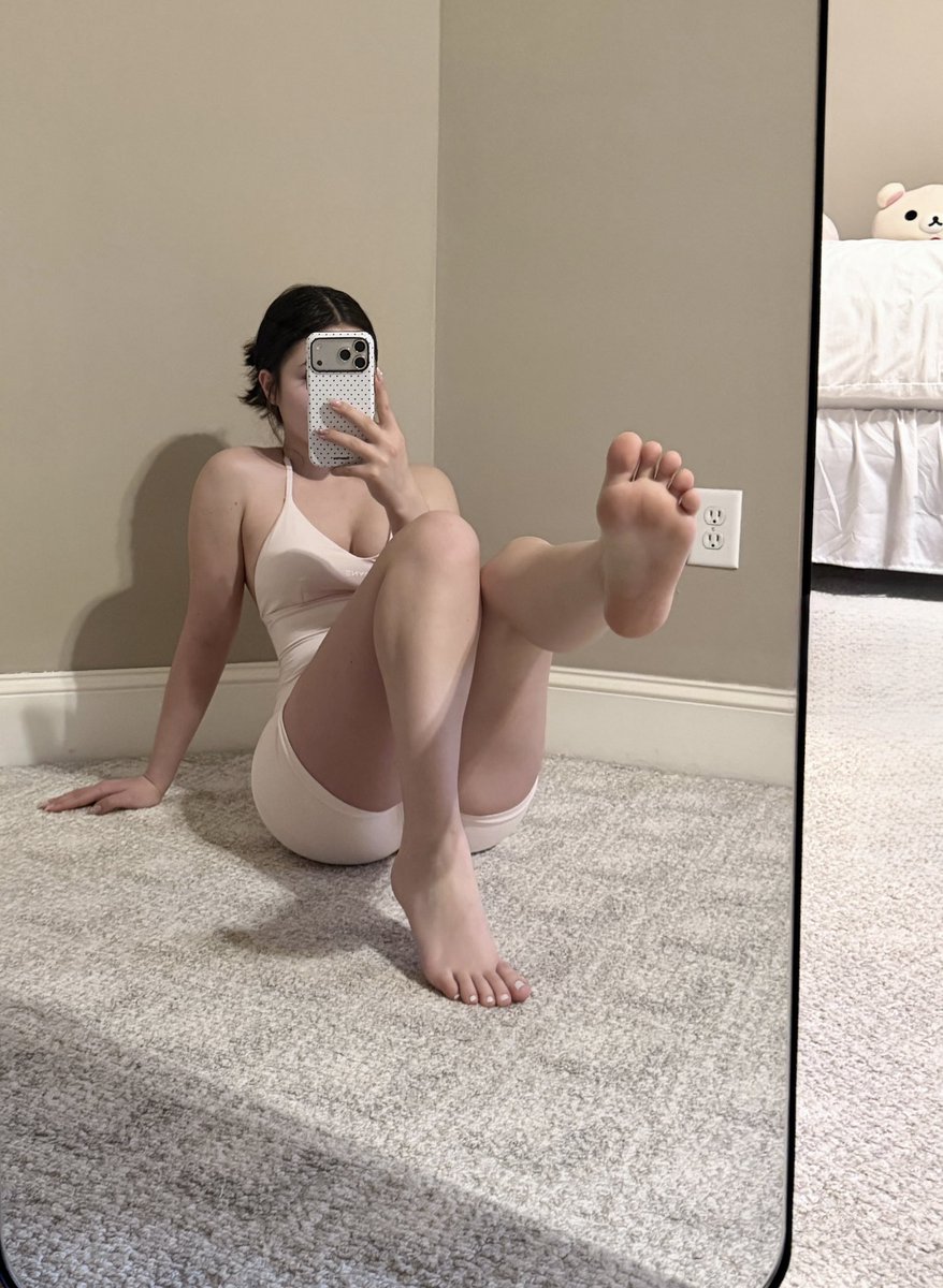 lose2skylar's tweet photo. open wide~! https://t.co/7Pjz5HcdoM