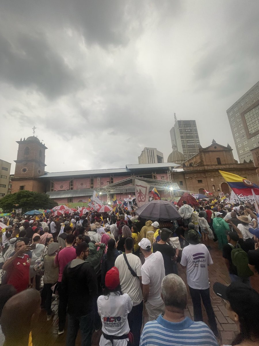 Sebastián Vargas tweet media