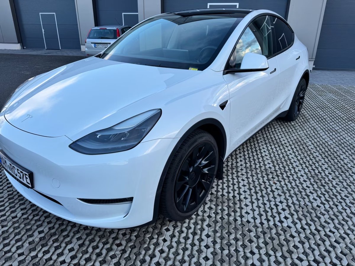 ¿Qué os parece este coche por 20.000€?.
Estoy aprendiendo mucho revisando estos coches en las últimas semanas.
Hay verdaderas oportunidades de compra, en otras marcas también.
Hay que ser ágil y estar seguro de lo que se compra con una buena revisión y precio final.
ToRoCars👈