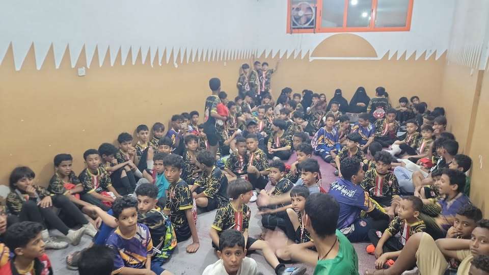 Tariq__Salam's tweet photo. #عدن :
 أكثر من 100 طفل يواجهون حصاراً خانقاً داخل حديقة "فن سيتي" بعدن، بعد أن تحولت رحلتهم الترفيهية إلى كابوس جراء الاشتباكات العنيفة التي اندلعت في محيط قصر معاشيق. https://t.co/b21gPv5zEN
