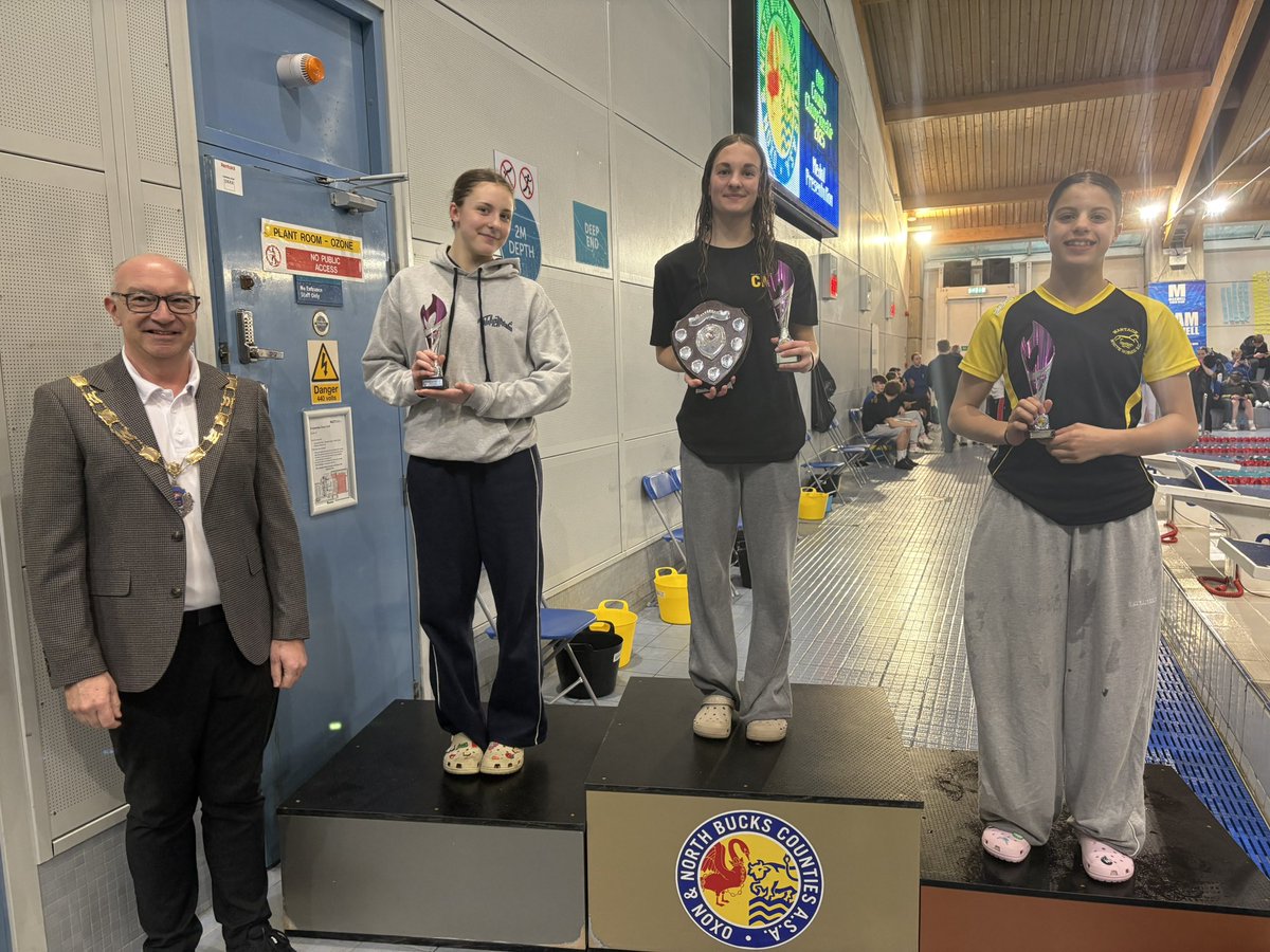 ONB_ASA's tweet photo. Gala 15 - Girls 200 Brs 

Junior  championships

1st 🥇Emma Tooley 2.42.12 @CMKSwimmingClub 
2nd 🥈 Bonnie White 2.44.37 @Swim_Thame 
3rd 🥉 Minnie Wilkinson 2.44.48 @wwhsc https://t.co/FSh5Sh2dps