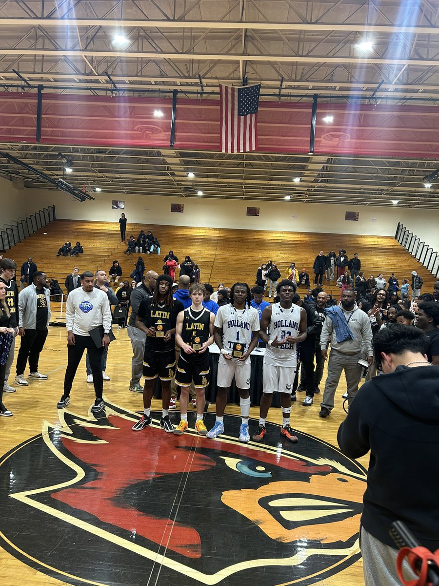 mukala_K's tweet photo. Final OT: Holland Tech 65 BLA 60

Ian Piper led the way with 18 points to earn all tournament team honors. Dale Samuels was named tournament MVP.

Krem Amparo led BLa with 18 points, Will Olinto added 12 points to earn all tournament team honors. https://t.co/eZTLf6sG8m