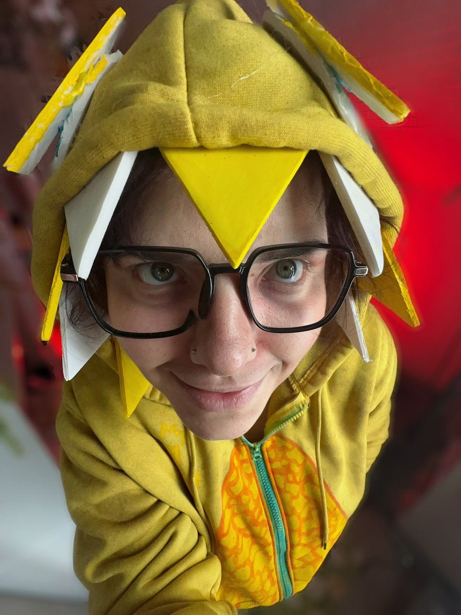 MagicallyMisumi's tweet photo. Dino Dwight says rawr 🦖 #dbd #dwight https://t.co/6DRM51eCMv
