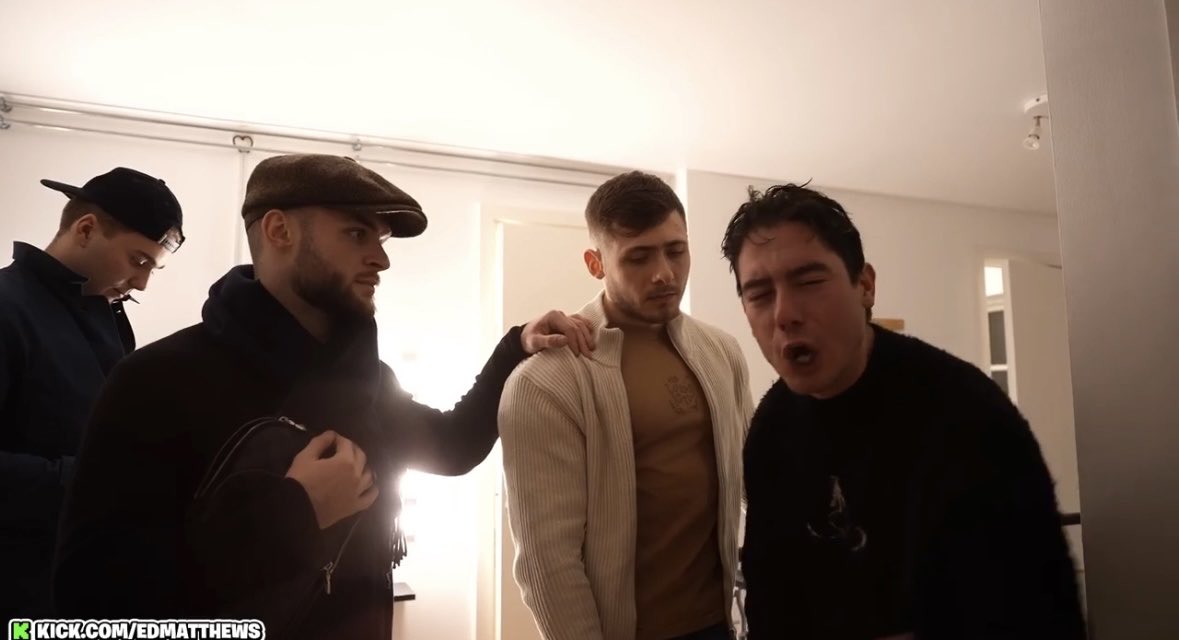 Alex_Conroy's tweet photo. Jay Cartwright - I FUCKING LOVE YOUS GUYS MAN!!!! 🤣 https://t.co/OXcbXONAqg