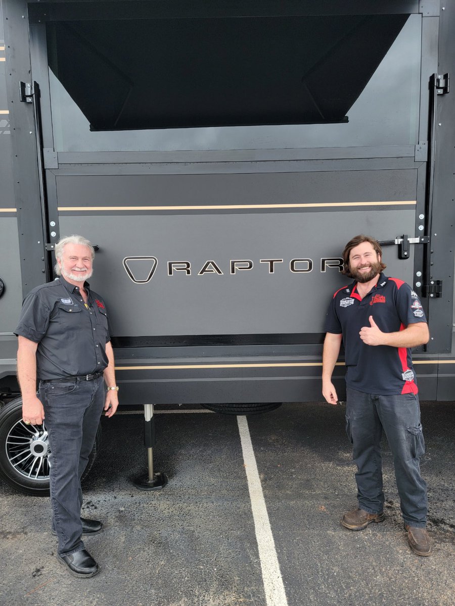 Michael Mixon tweet media