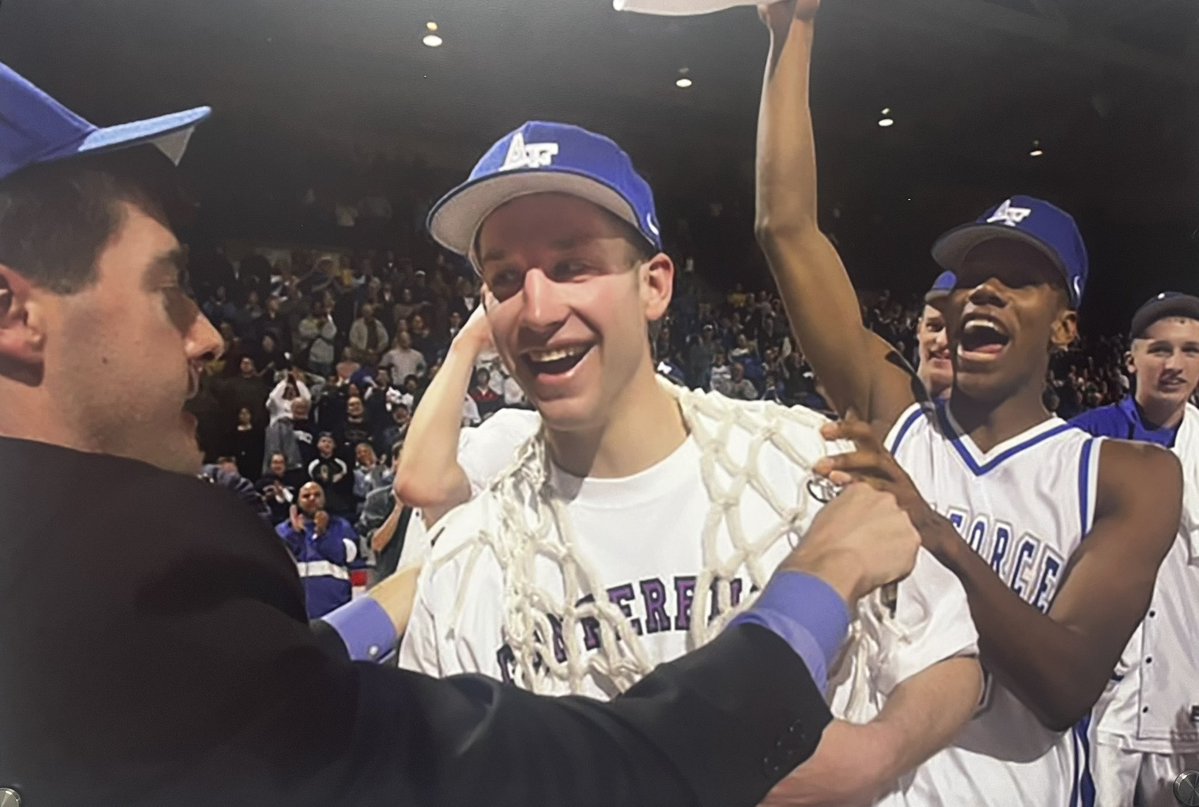 ButchHawking92's tweet image. Air Force Academy Basketball GOATS! #RespectThePast
