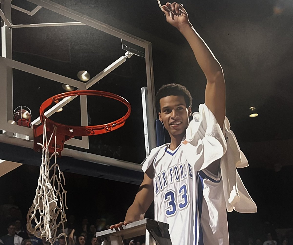 ButchHawking92's tweet image. Air Force Academy Basketball GOATS! #RespectThePast