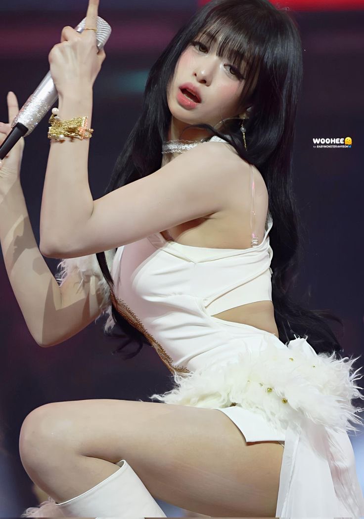 cupcake_baddie's tweet photo. #AHYEON #정아현 #BABYMONSTER #アヒョン https://t.co/MRUQj8dwWI