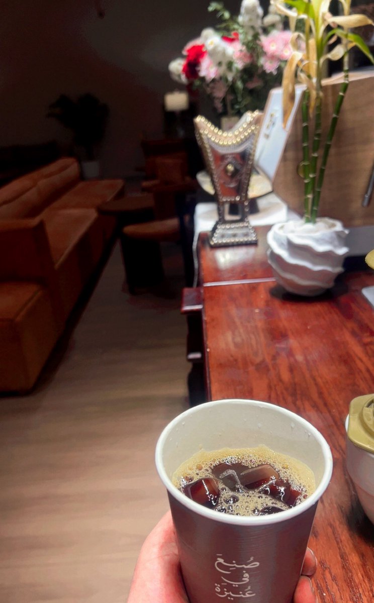 a_x1aa's tweet photo. إن لقينا اللعب نزحف مع جوً لعوب
و إن هبطنا سوق طيبً خذينا ندّره

#رمضان_كريم https://t.co/hGZwmBo5ei
