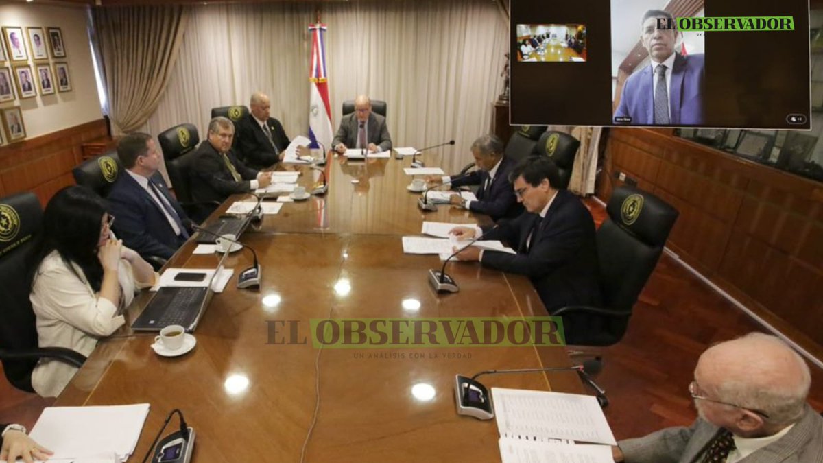 El Observador tweet media
