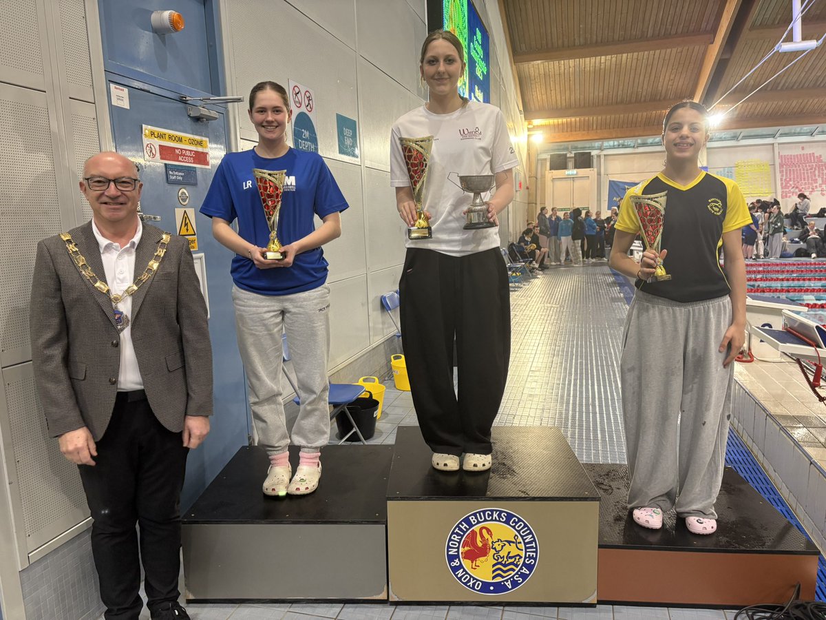 ONB_ASA's tweet photo. Gala 15 - Girls 200m  Fly

Senior championships

1st 🥇Hattie Lever 2.19.97 @witneyswimclub 
2nd 🥈 Layla Richmond 2.25.17 @MaxwellSwimClub 
3rd 🥉 Minnie Wilkinson 2.28.21 @wwhsc https://t.co/rMRre9aqNR