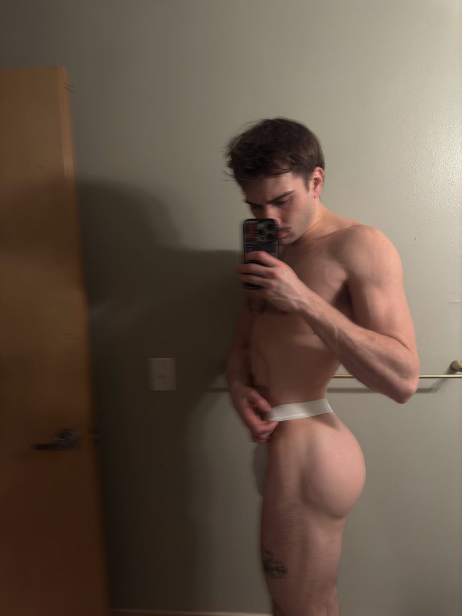 jordan🌙 tweet media