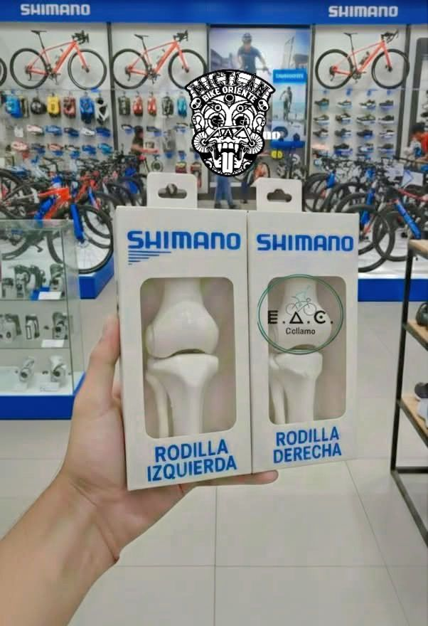 dos pares por favor.