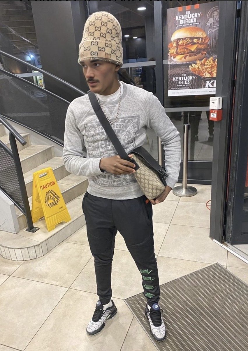 Out Of Context LOSC tweet media