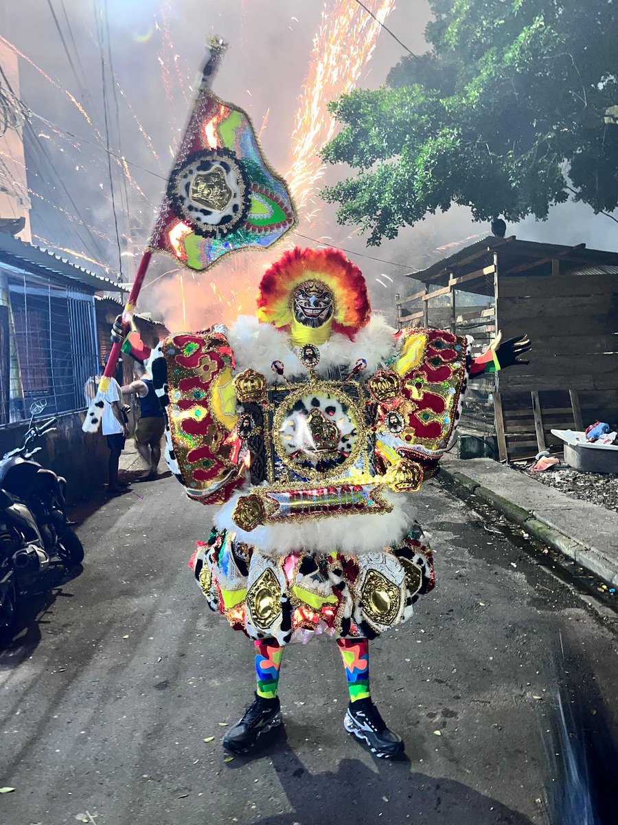 E mais uma vez , campeão da champions league , uma máquina de levantar títulos 😂🔥🅱️🎭👑✍🏻 <a href="/brabosdacdd/">BRABOS DA CDD 🏹🗡🎌 🎭</a>