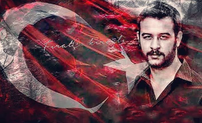 Ege Üniversitesi’nde Tarih okurken tarih yazan ve yılları heba olan güzel yürekli yiğit Fırat Yılmaz Çakıroğlu’nu şehadetinin onbirinci yılında rahmetle anıyorum. Ruhu şad mekânı cennet olsun. #FıratYılmazÇakıroğlu