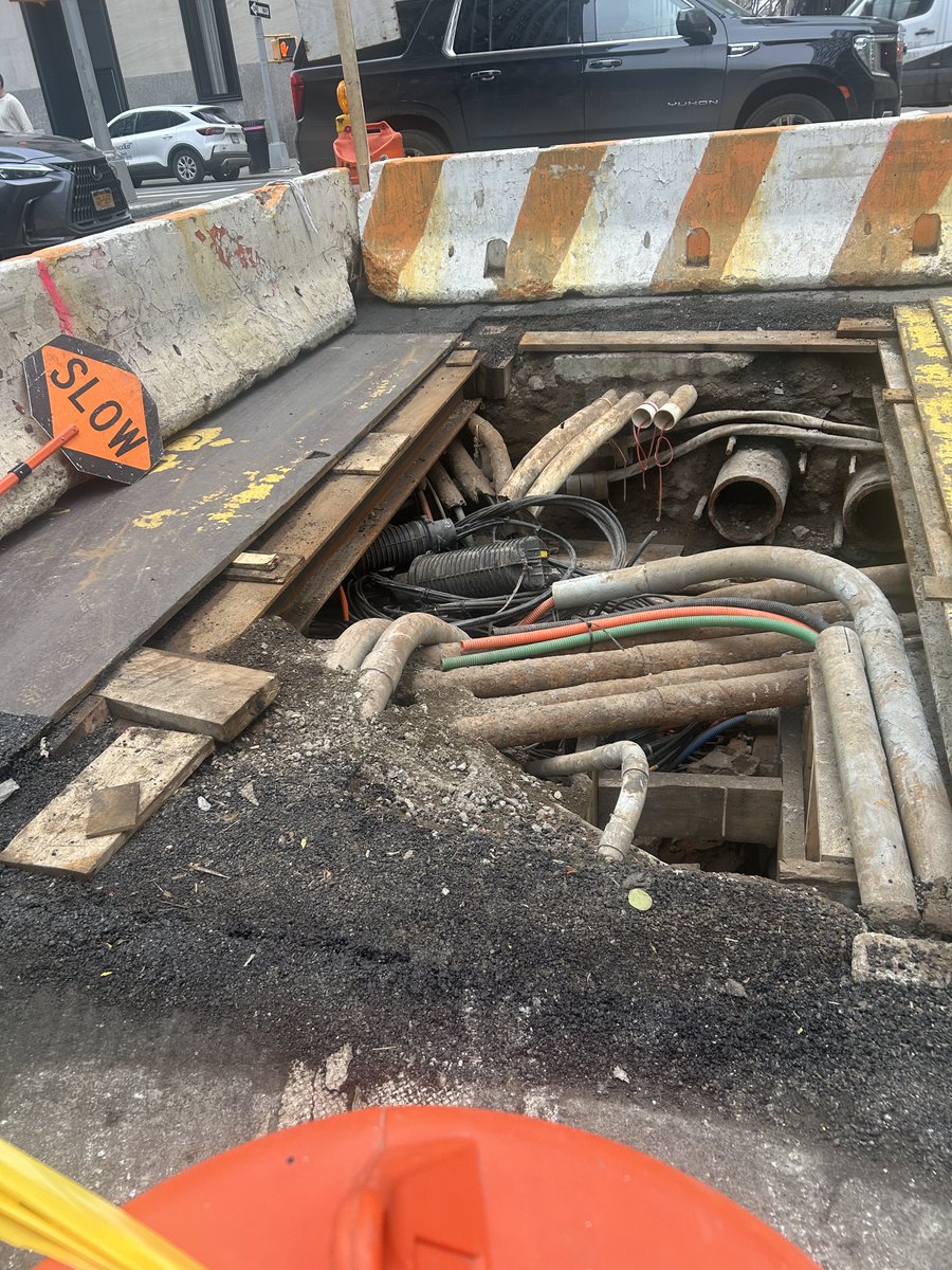 Mitchell L. Moss tweet media