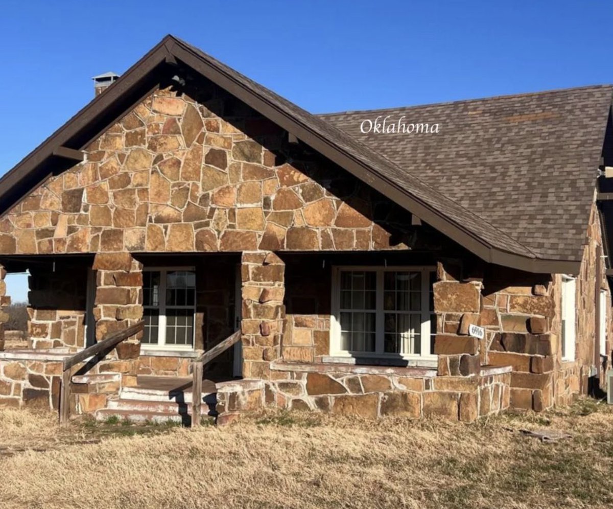 oldhouseunder50's tweet photo. $198,900
Just a little over 12 #acres of beautiful pastures! This #Oklahoma #stonehome offers 3 large bedrooms and 2 baths.
https://t.co/fwbSNblHMk https://t.co/u6ZqSutVxa