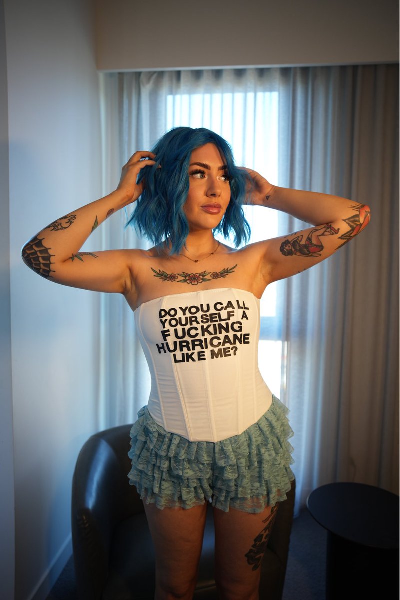 bratbones tweet media