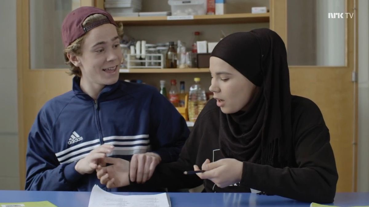 skamvrse's tweet image. sorry but…what Sram is doing to sana (vanessa) is a CRIME.