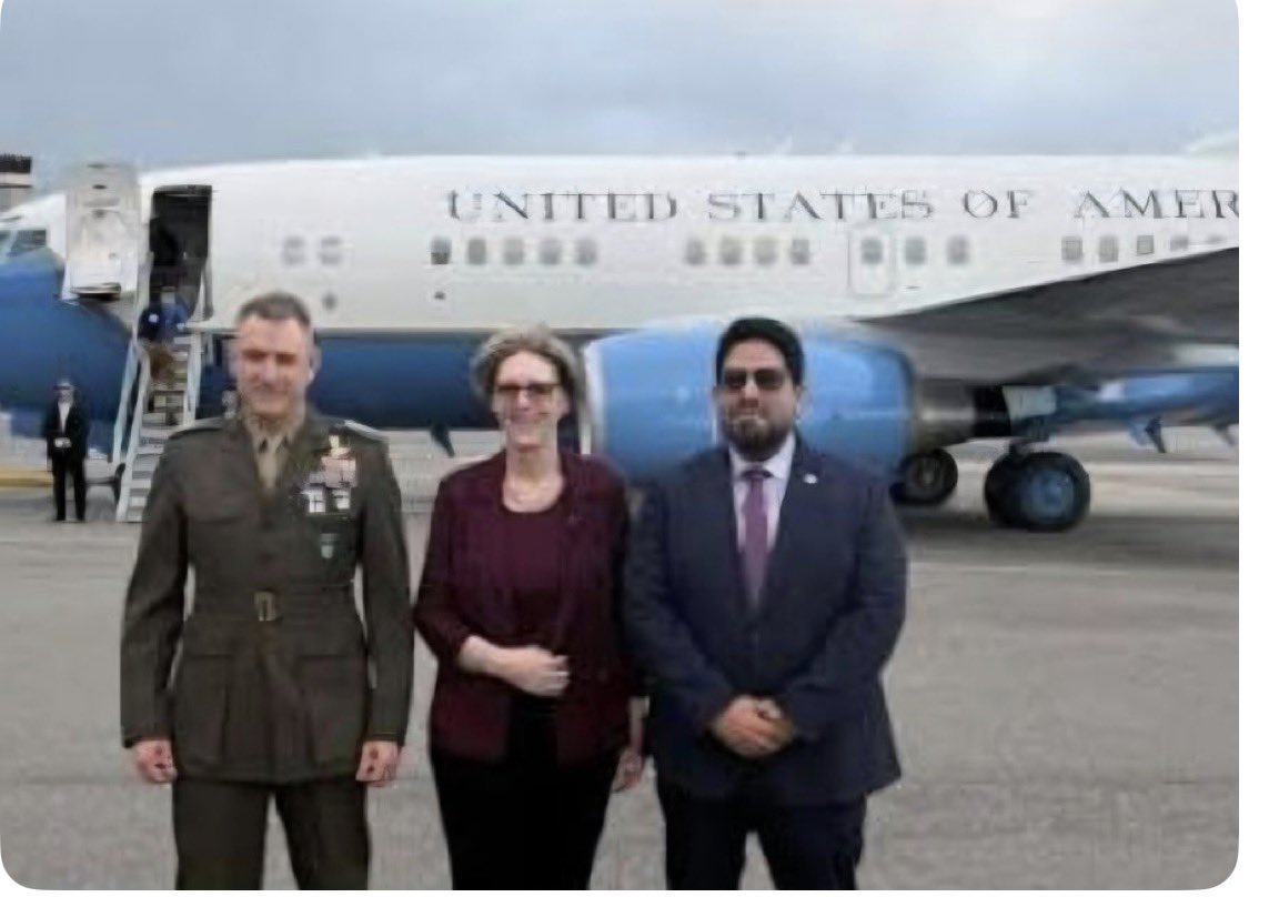 La visita del Jefe del Comando Sur, General Donovan se precipitó con la desaparición de parte de las medicinas y equipos que USA envío para dotar hospitales venezolanos. Y ya saben que Delcy Rodríguez los envió a Cuba en un avión del régimen.
<a href="/homeroboscan/">Homero Boscan</a>