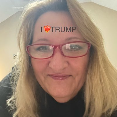 melissa_abate's tweet photo. #NewProfilePic https://t.co/PhtOYXS6tO