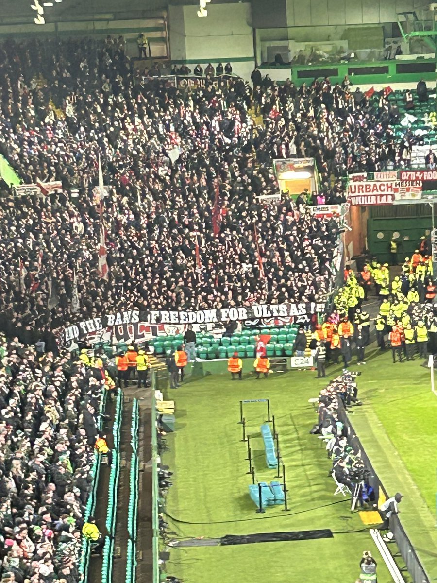 Fair play to Stuttgart 👏🏻 

End the bans, Freedom for ultras.