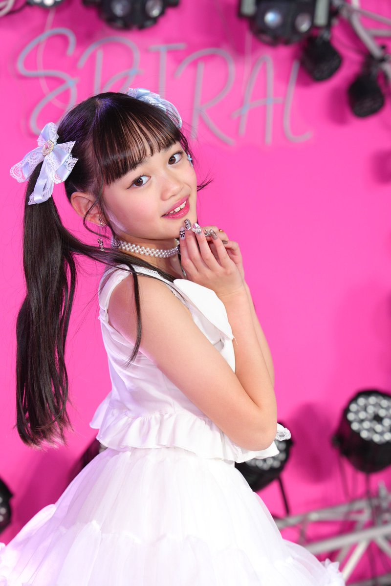 おはりん🩵ིྀ 今日は発表会のために美容院でヘアセットしてもらうのー