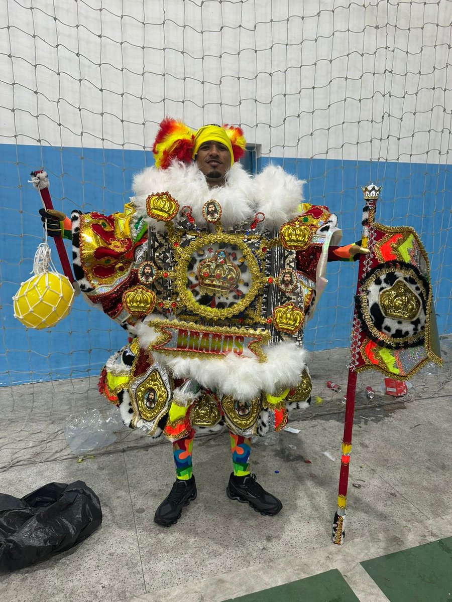 Trem_l10's tweet photo. Brabo e nós, trem mais caro de jpa 🅱️🤴🏾🥇 https://t.co/tSA0FQqaqF
