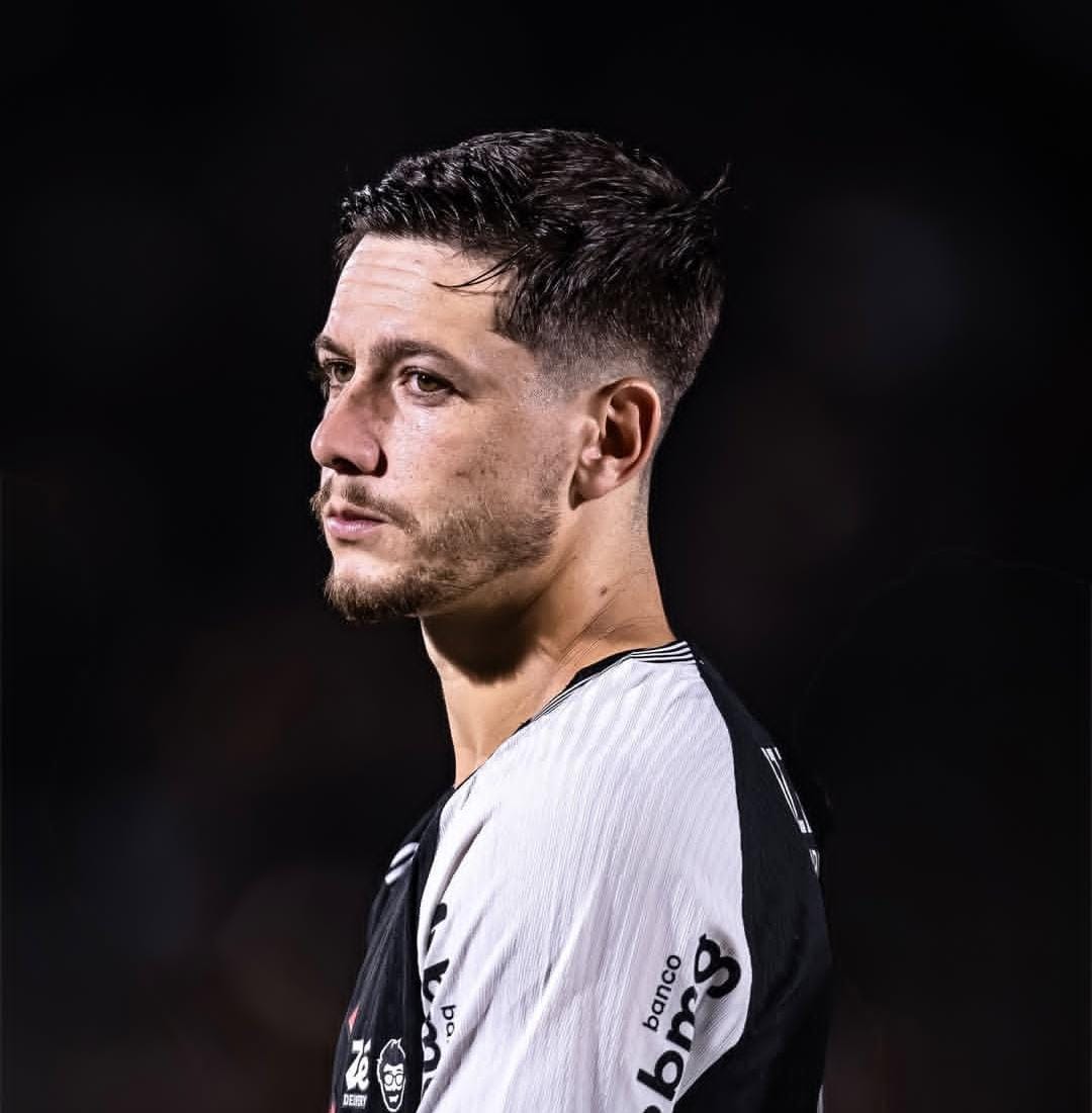 É gratificante pra caralho aos poucos ver esse cara voltando a jogar aquilo que sabemos do que ele é capaz.

Rodrigo Garro não é um peso.
Rodrigo Garro não é o problema.
Rodrigo Garro é um dos pilares desse time.

Ele bem? Confiante? Jogando o que sabe? Ótimo para o Corinthians.