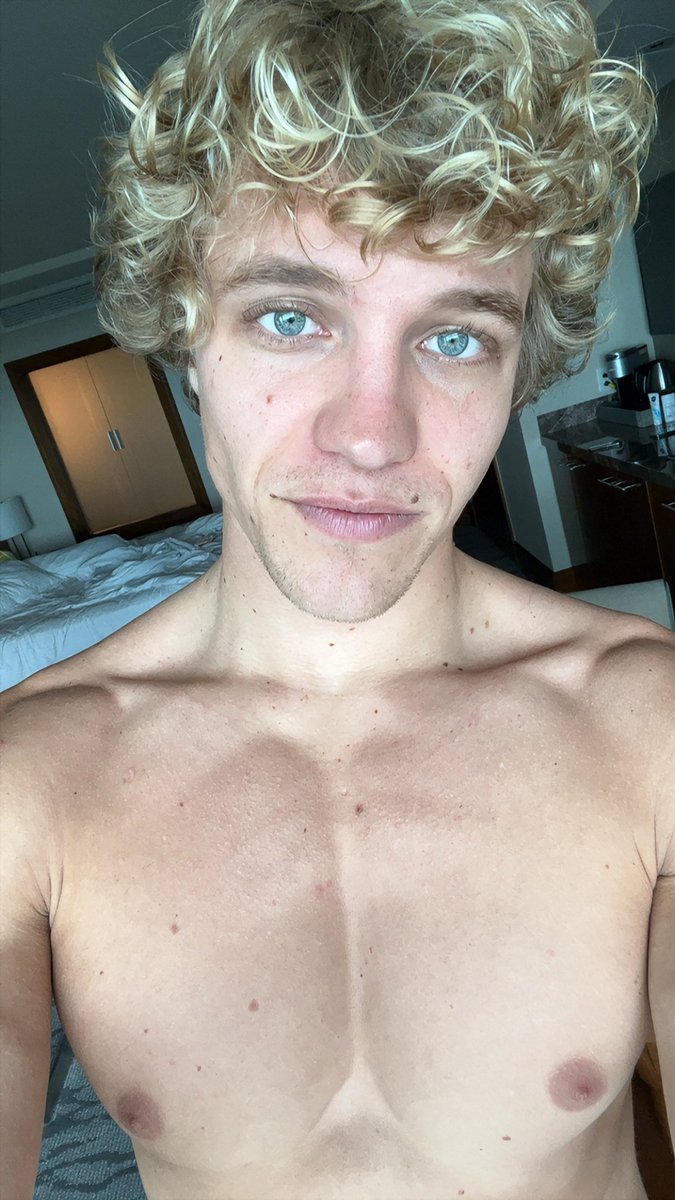 King Alpha 👑 tweet media