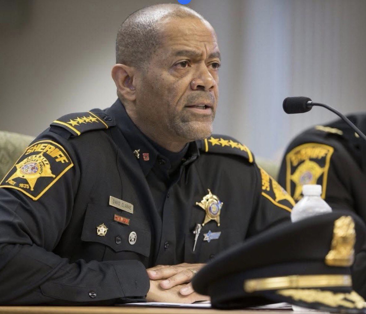 nettermike's tweet image. "It's not the police who need to be retrained, it's the public. We have grown into a mouthy, mobile phone wielding, vulgar, uncivil society with no personal responsibility and the attitude of 'it's the other person's fault, you owe me'. A society where children grow up with no