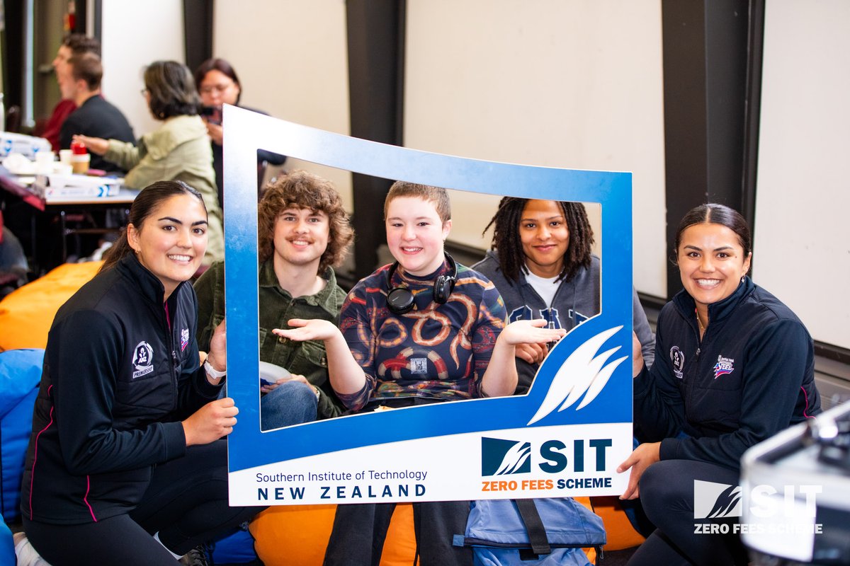 sit_nz's tweet image. Day 2 of #OWeek at our #Invercargill Campus kept the momentum going 🎶

Live DJ, free food, a photobooth and a visit from the Southern Steel #netball team made for a great afternoon on campus. Awesome to see students connecting early in the semester.

#SITNZ