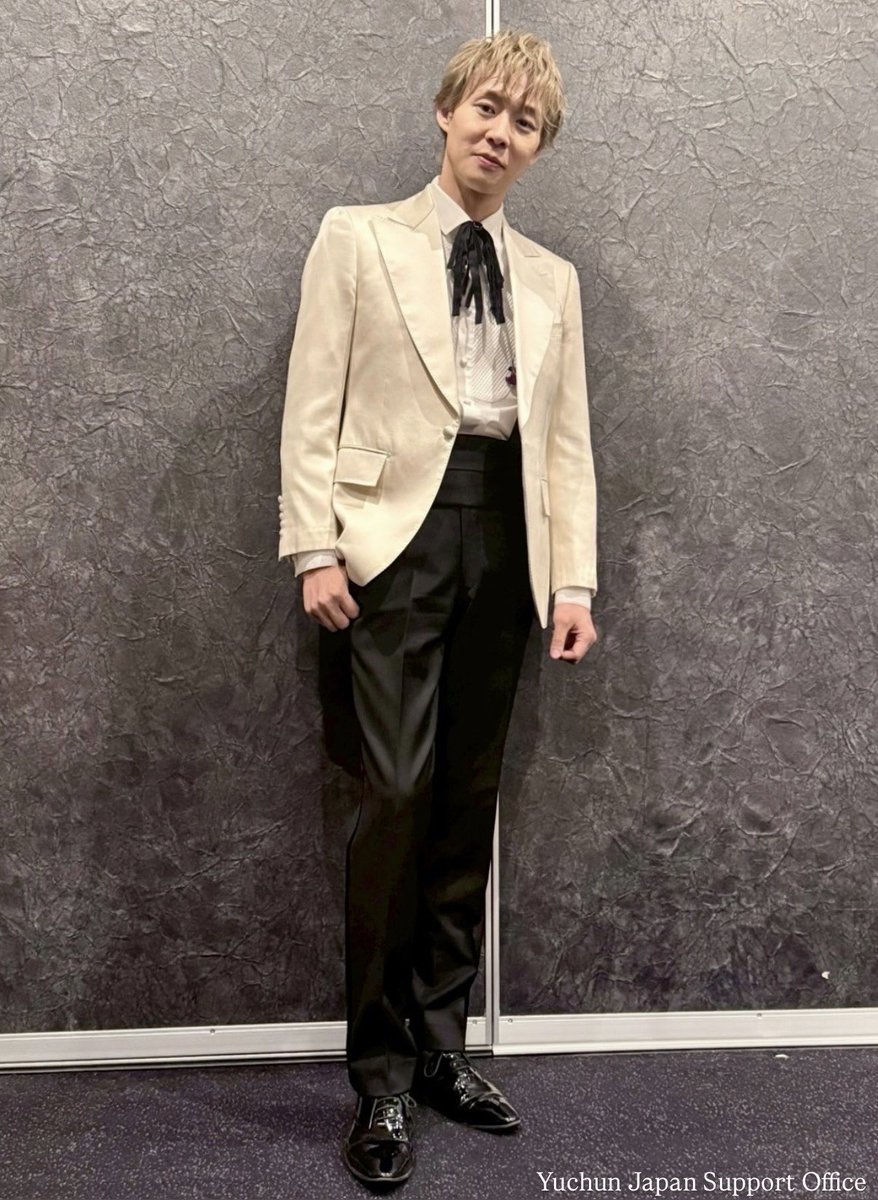 同年代には分かる！！
王子様といえばアンソニーなのよ❤️
いつか白馬に乗った
アンソニーみたいな王子様が現れると
本気で信じていた小学生時代の
ワタシに教えてあげたい
「現れました〜✨🥹😤🥰」
#ユチョン