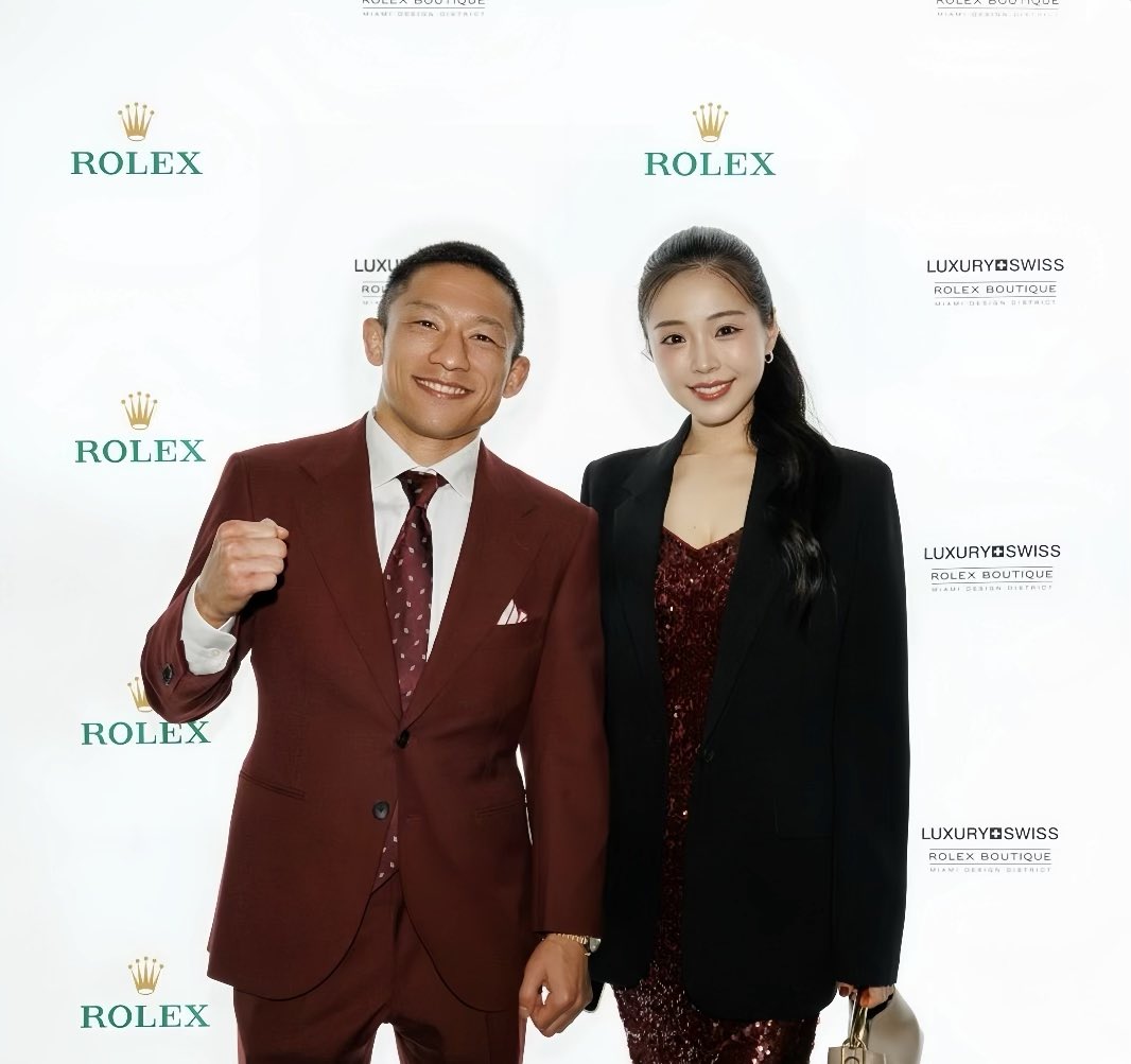 1月にROLEXブティックのオープニングパーティーにご招待いただきました！

夫婦で楽しい時間を過ごすことができました。

ご招待いただき光栄です！
また店舗にもお邪魔します。