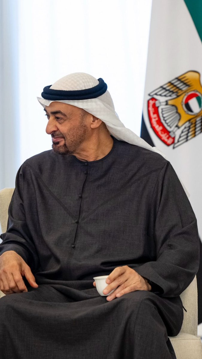x_uae71's tweet photo. اللهم إنا نشهدك أننا نحبه، فأحفظه بعينك التي لا تنام، وانصره على من عاداه وارفع رايته، وزدهُ عزاً وتمكينًا، واخذل كل من يعاديه، اللهم وفقه بتوفيقك، وأيده بتأييدك، واجعله مباركاً مسدداً، ووفقه لما تُحبه وترضاه، و ارزقه دوام الصحة وتمام العافية https://t.co/UGZWP8pYAQ