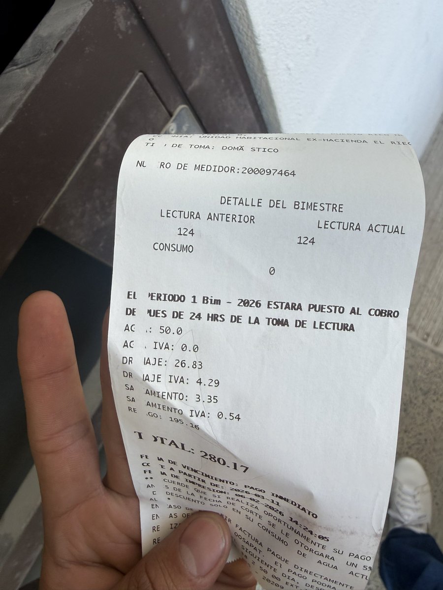 Pugfresor's tweet photo. Reporte: mi recibo tiene 0 de consumo y que creen, la tarifa es de 280 pesos. Solo por tener la toma de agua yo creo 😒

@MeganoticiasTEH #tehuacan  @Red_Tehuacan  @TehuacanDigital  @Canal50Tehuacan https://t.co/1YWyIVePI0