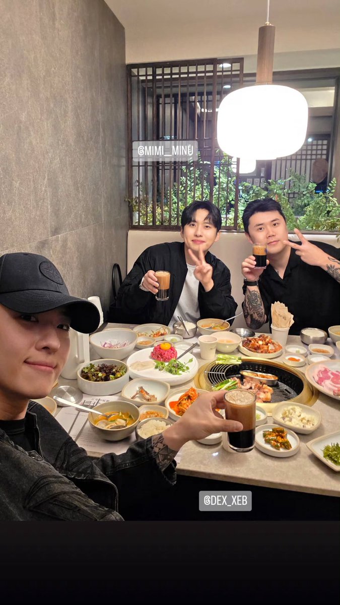 스월드 tweet media