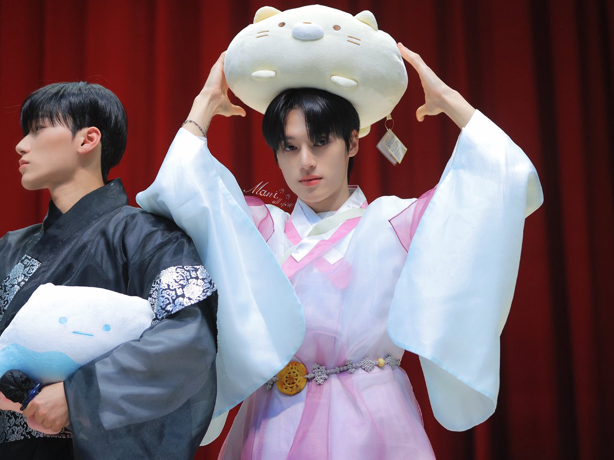 260219

#WOOYOUNG #ATEEZ #우영 #에이티즈