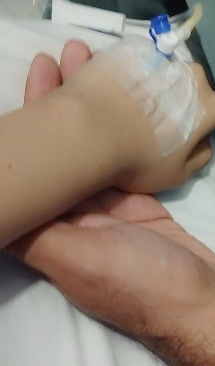 Monna Naseer🌚💓☕ tweet media